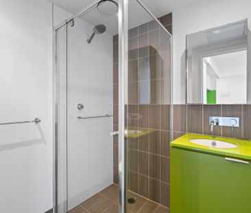 Light Filled Apartment In Tiara Complex - Photo 1