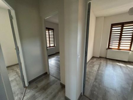 Maison à louer 6 pièces 98m² - Photo 4