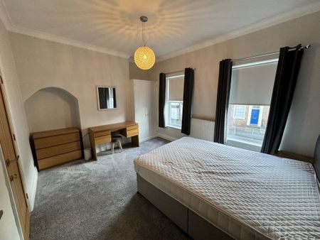 Acomb Road, Holgate - P10841 - Photo 5