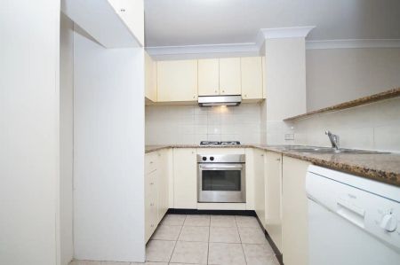 “Spacious & Conveniently Located 2-Bedroom Unit” - Photo 4