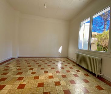 « LES ANGLES - MAISON PLAIN-PIED 73.34M² AVEC JARDIN ET GARAGE » - Photo 6