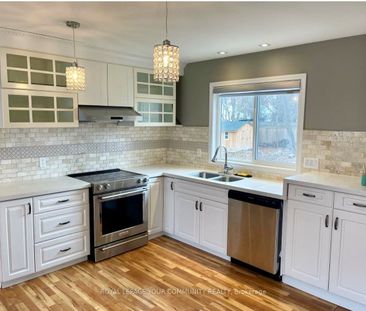 For Lease - 600 Brock Street, Whitby, Ontario - Photo 4