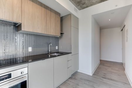 For Lease - 161 Roehampton Avenue Unit# 2003, Toronto, Ontario - Photo 5