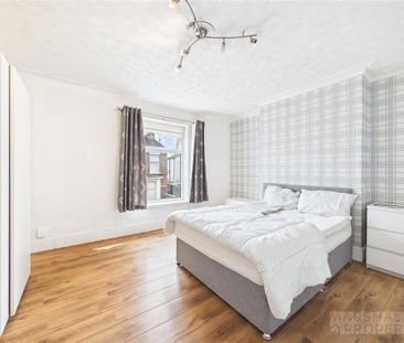 4 bedroom terraced house to rent - Photo 5