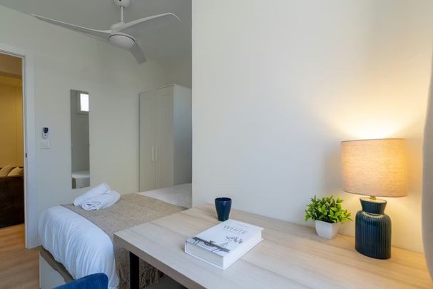 Calle de Rafael Herrera, Madrid, Community of Madrid 28036 - Photo 1