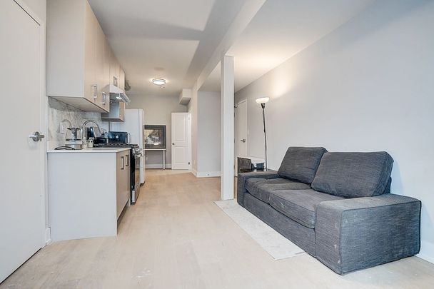 For Lease - 252 Annette Street Unit# 2, Toronto, Ontario - Photo 1