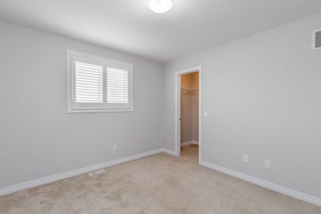 For Lease - 2314 Natasha Circle, Oakville, Ontario - Photo 4