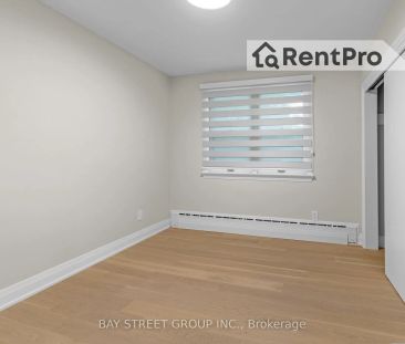 Detached Home For Lease | W9231450 - Photo 2