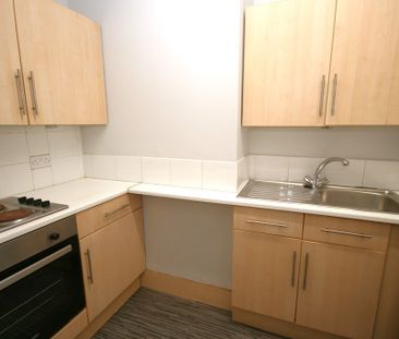 Aitken St, Bed Unfurnished Apartment, Dennistoun – Available 01/11/... - Photo 1