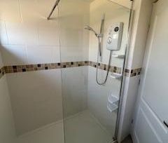 2 bedroom semi-detached house to rent - Photo 6