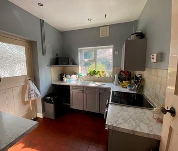 3 bedroom semi-detached house to rent - Photo 3
