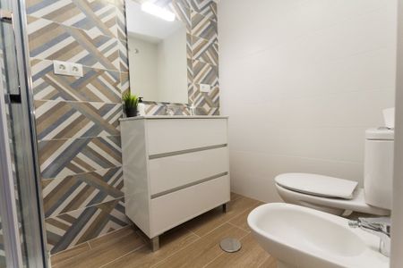 Calle Roger de Flor, Málaga, Andalusia 29006 - Photo 4