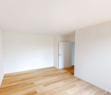 Helle 2 Zimmerwohnung mit Einbauküche - Photo 6