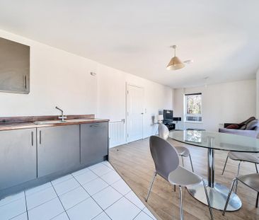 1 bedroom flat to rent - Photo 2