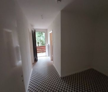 Nach Renovierung: 1 Zi.Wohnung mit ca. 57qm im Andersenring 39, FRE... - Photo 2