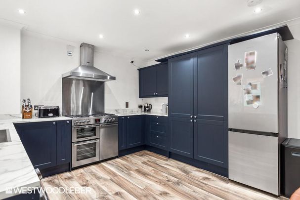 2 bedroom terraced house to rent - Photo 1