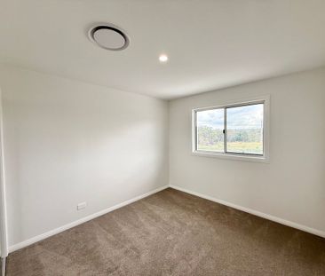 9 Botham Street, Cameron Park - Photo 5
