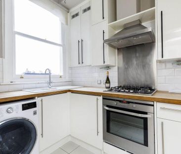 2 bedroom apartment to rent - Photo 4