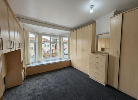 3 bedroom semi-detached house to rent - Photo 4