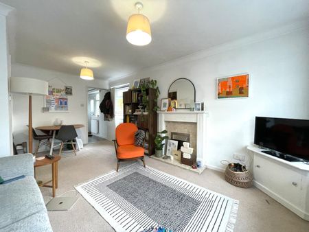 2 bedroom apartment to rent - Photo 3