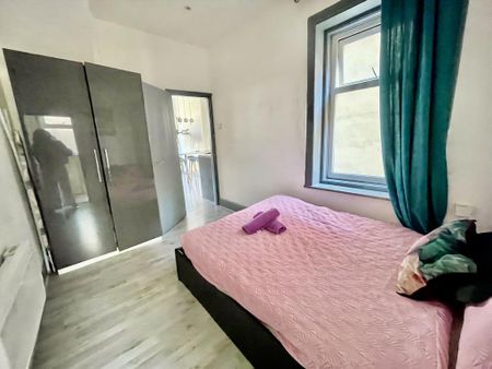 1 bedroom flat to rent - Photo 5