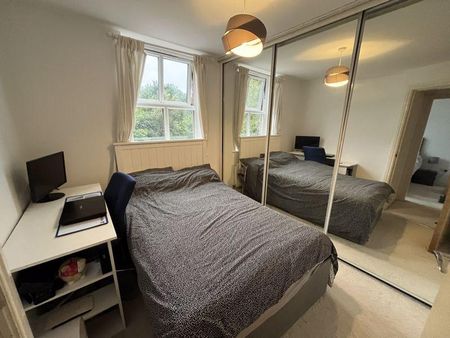 2 bedroom apartment to rent - Photo 5