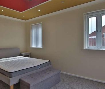 Sinderberry Drive, Northway, Tewkesbury, GL20 - Photo 3