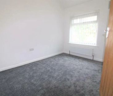 3 bed semi-detached house to rent in Alt Road, Ashton-Under-Lyne, OL6 - Photo 3
