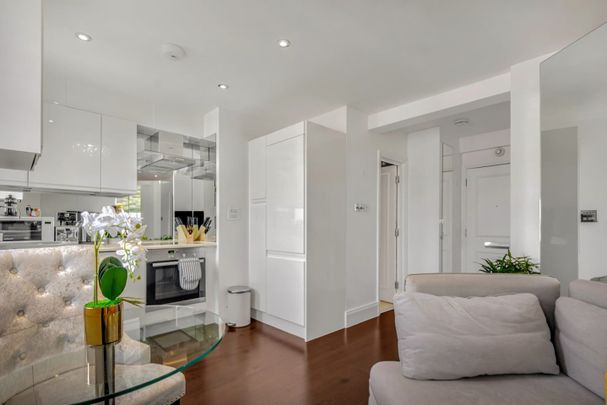 1 Bed Flat, Sloane Avenue, SW3 - Photo 1
