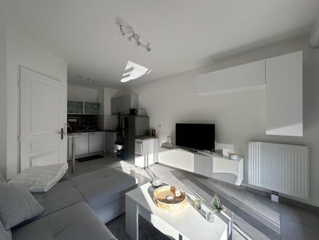 Location Appartement 2 pièces Meublé 34m² ROQUEBRUNE CAP MARTIN 06190 - Photo 2