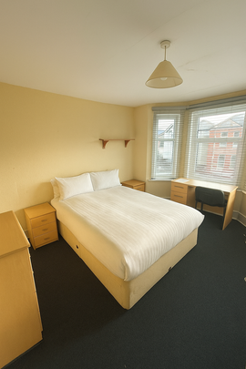 6 bedroom house share to rent - Photo 1