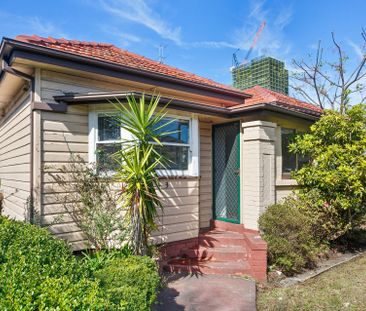 Renovated period home - Photo 4