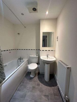 Black Eagle Drive, Northfleet, DA11 - Photo 1