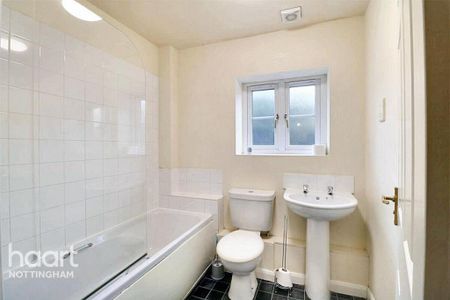 3 bedroom townhouse to rent - Photo 3