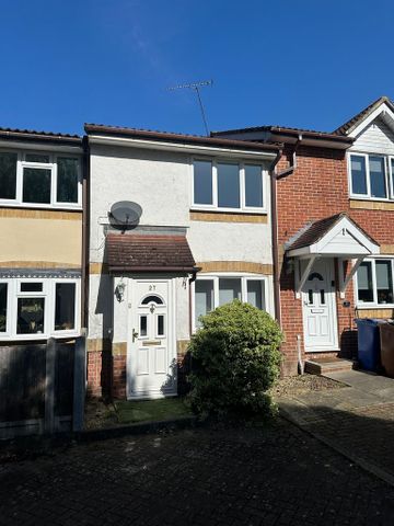 2 bedroom terraced house to rent - Photo 4