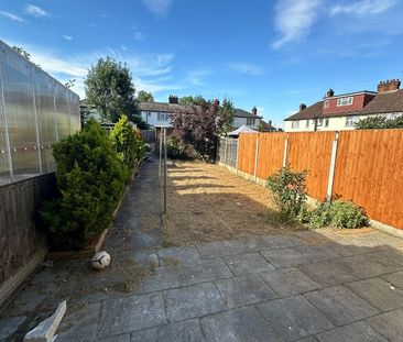Room in a Shared House, White Hart Lane, N17 - Photo 5