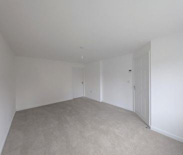 3 bedroom detached house to rent - Photo 4