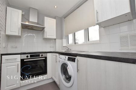 2 bedroom flat to rent - Photo 4