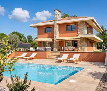Maison à louer Mougins, Cote d'Azur, France12 000 EUR / Mois - Photo 4