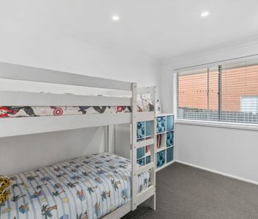 Family Home - Photo 4