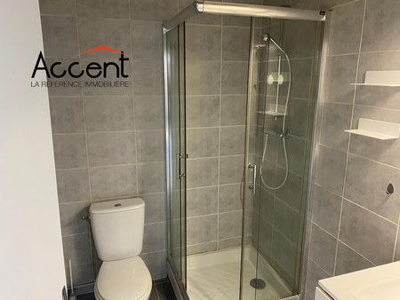 Location Appartement 1 pièce 25m² RODEZ 12000 - Photo 3
