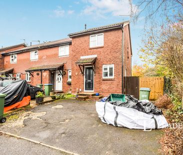 2 bedroom house to rent Kingslea, Horsham, West Sussex, RH13 - Photo 2