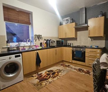 3 bedroom terraced house to rent - Photo 6