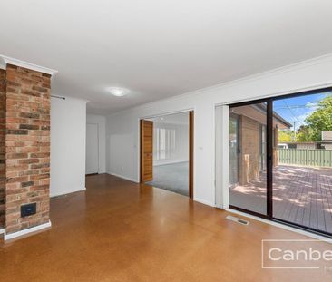 28 Kalgoorlie Crescent, Fisher ACT 2611 - House For Rent | Domain - Photo 1