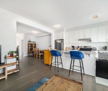 For Lease - 626 Allied Mews, Stittsville - Munster - Richmond, Ontario - Photo 1