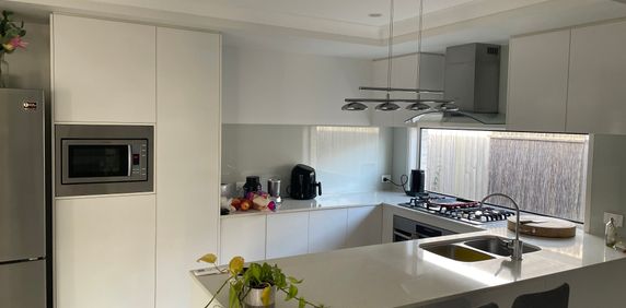 Thornlands - Photo 2