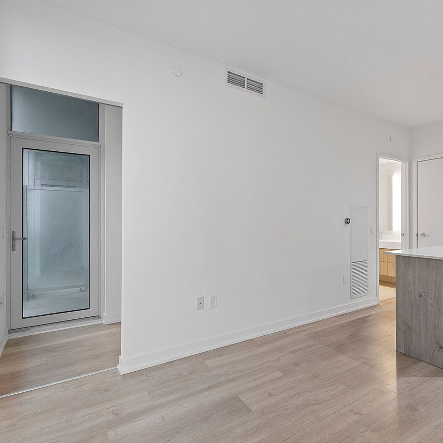 For Lease - 1 Yorkville Avenue Unit# 3903, Toronto, Ontario - Photo 1