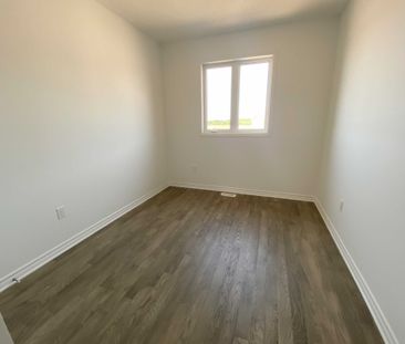 For Lease - 1183 Milland Drive, Oakville, Ontario - Photo 1