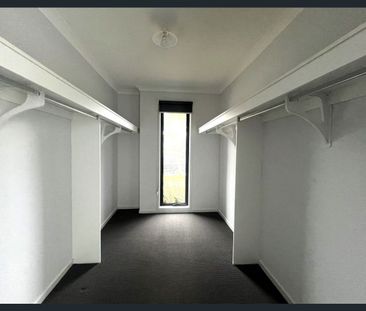 Coastal Living with Space, Style, and Convenience - Photo 3