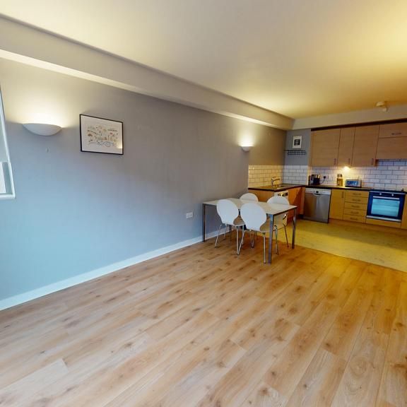 2 bedroom flat to rent - Photo 1